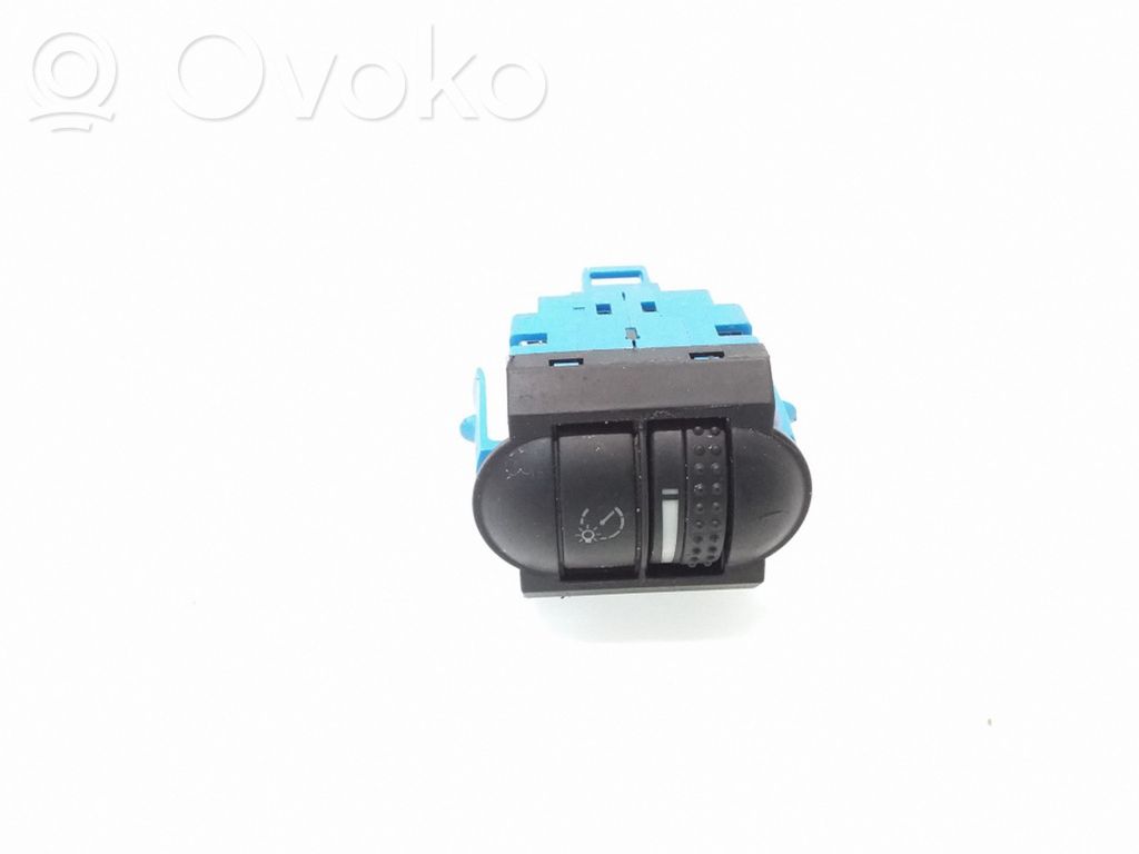 Volkswagen Touareg I Interruptor de control del panel de luces