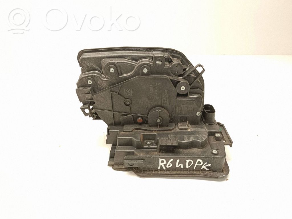 BMW 5 G30 G31 G38 Front door lock 