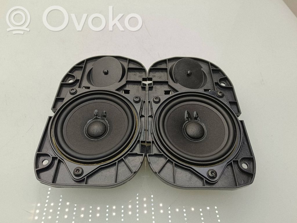 BMW 5 G30 G31 G38 Difuzor planșă colete