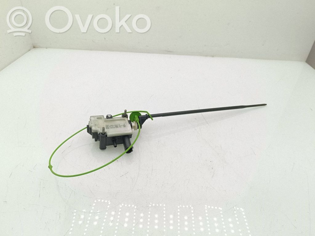 BMW 7 F01 F02 F03 F04 Stellmotor Tankdeckel Tankklappe
