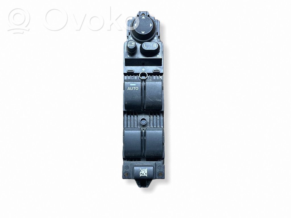Interruptor del elevalunas eléctrico   BFK666350,5AA798EA02,1230T1K