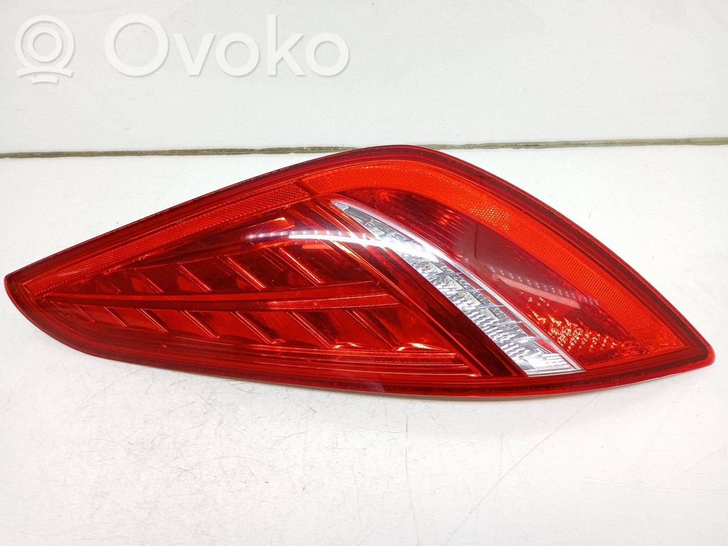 Lampa tylna