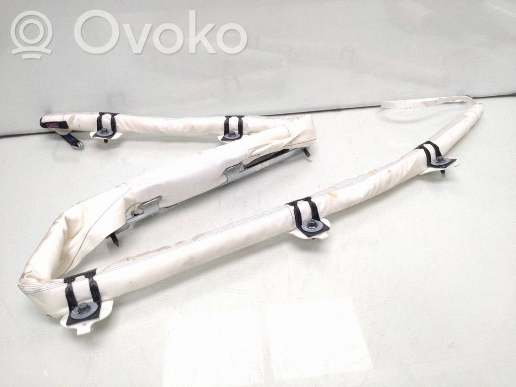 Volvo V40 Kurtyna airbag