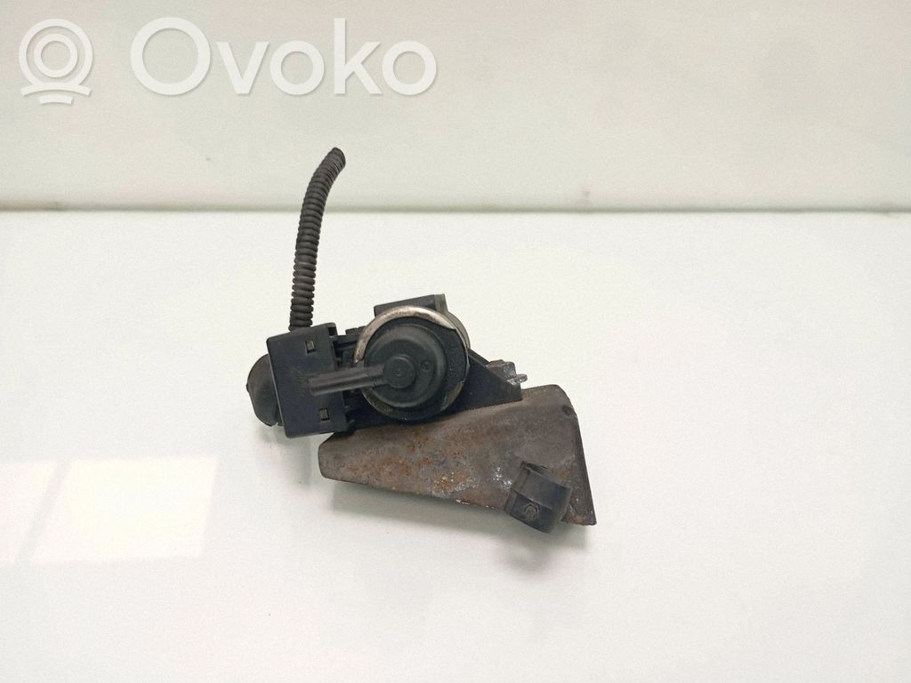 Electroválvula del turbo   2247906