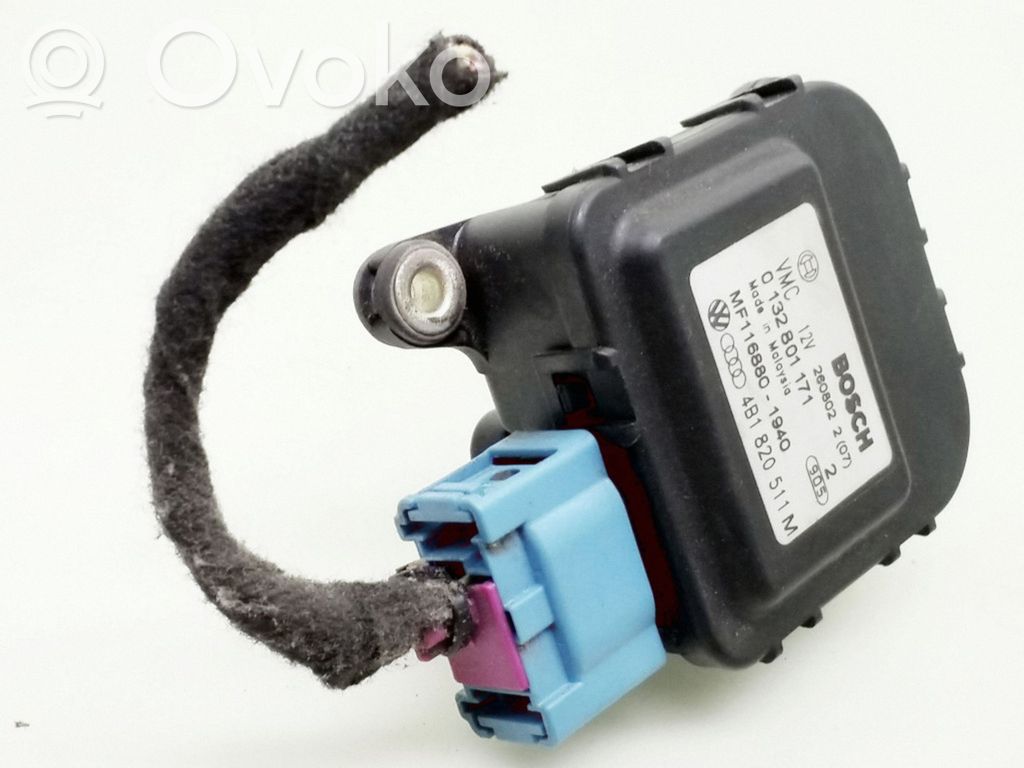 Audi A6 S6 C5 4B Stellmotor Heizung Klima 