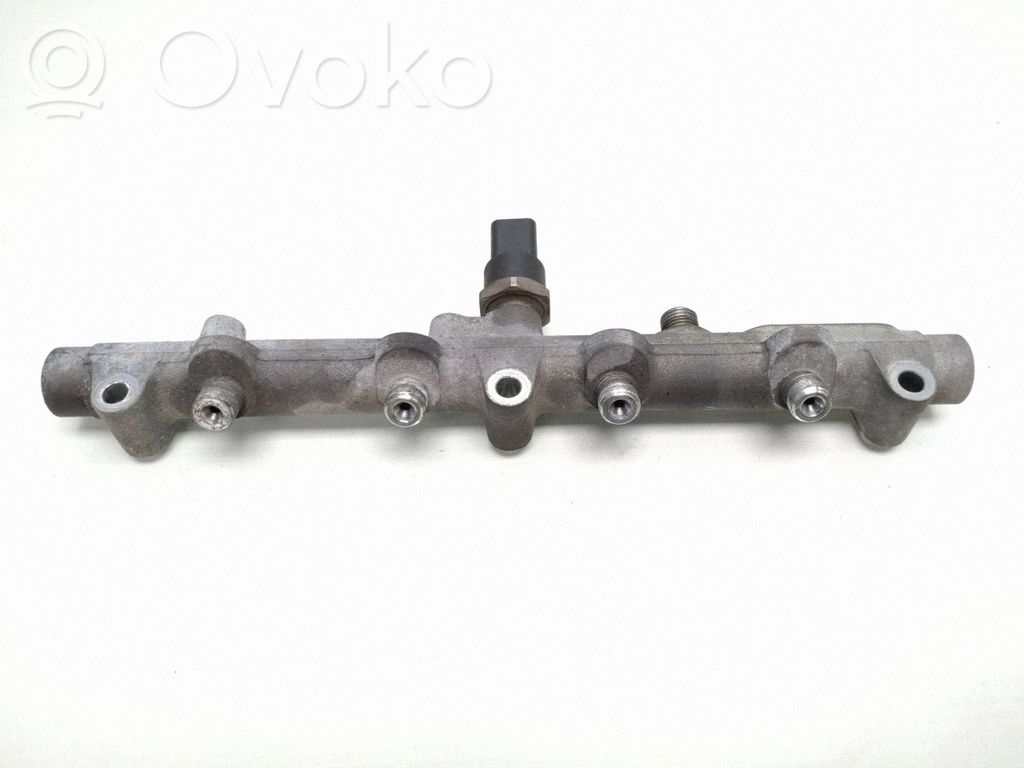 Suzuki Grand Vitara II Polttoainepääputki 