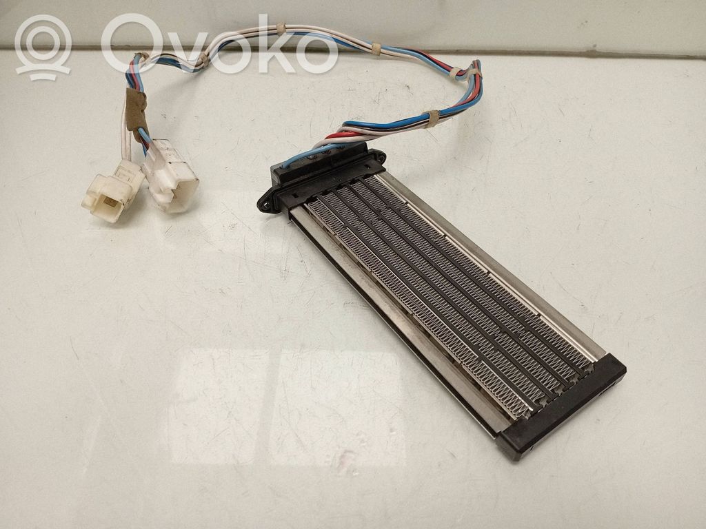 Toyota Auris E180 Sähköinen ohjaamon lämmittimen säteilylämmitin