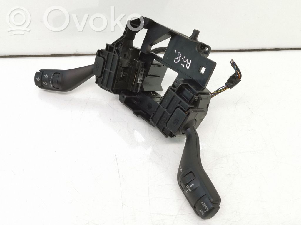 Ford Focus Commodo, commande essuie-glace/phare