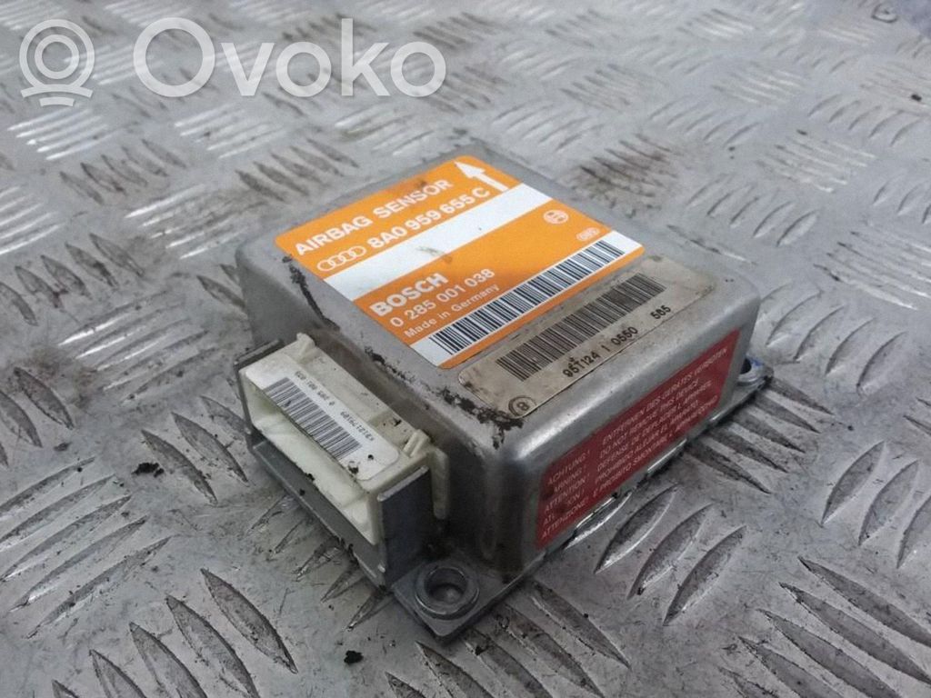 Module de contrôle airbag   8A0959655C,0285001038