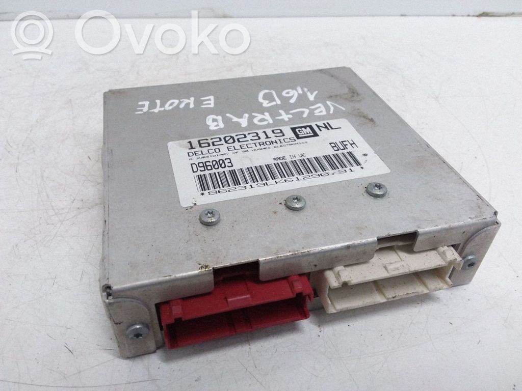 Opel Vectra B Moottorin ohjainlaite/moduuli