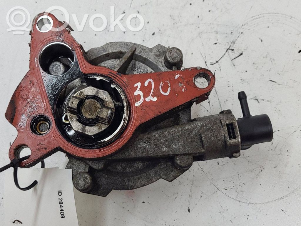 Renault Trafic II (X83) Vacuum pump