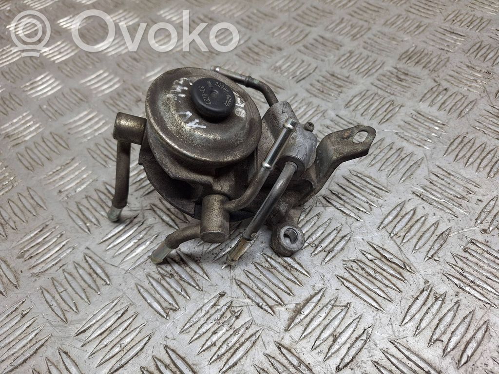 Toyota Avensis T270 Halterung Kraftstofffilter