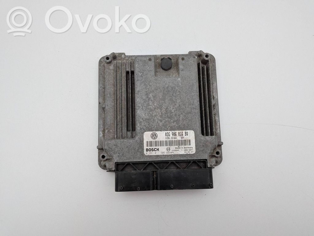 Volkswagen Golf V Motorsteuergerät/-modul 