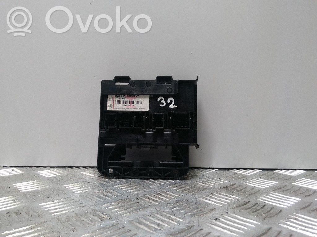Volkswagen Golf V Komforto modulis