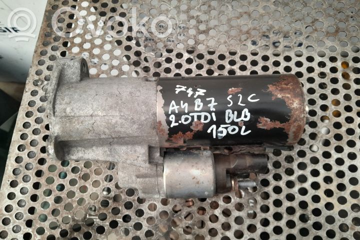 Audi A4 S4 B7 8E 8H Starteris 