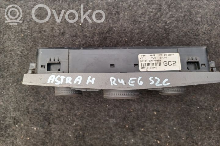Opel Astra H Panel klimatyzacji 