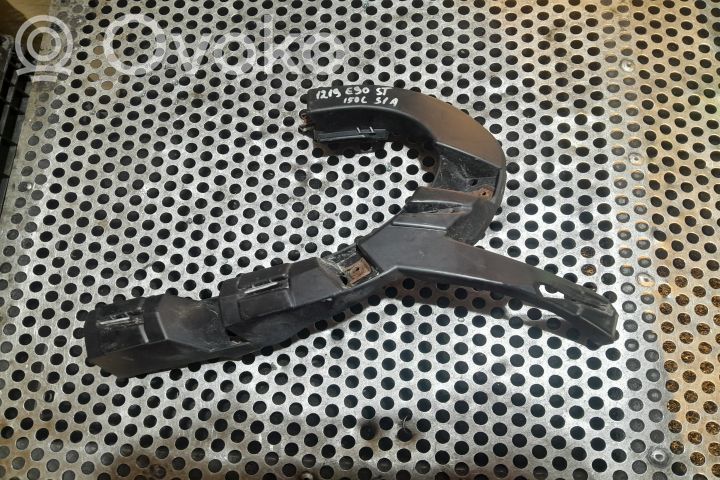 BMW 1 F20 F21 Etupuskurin kannake 
