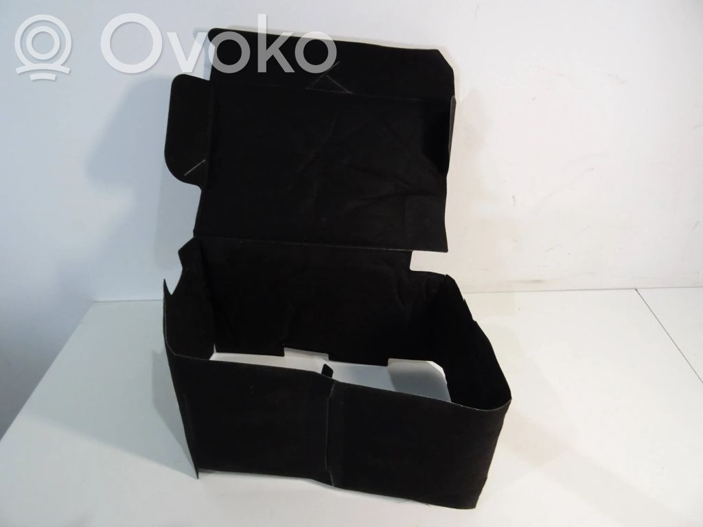 Volkswagen Golf VII Podstawa / Obudowa akumulatora 