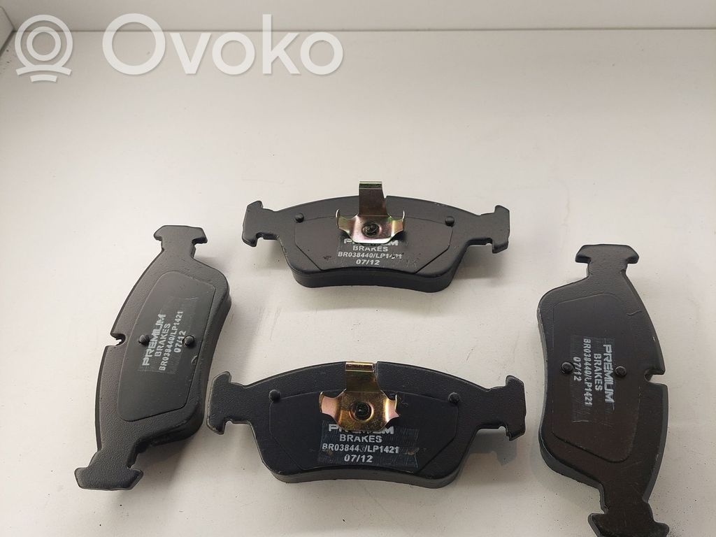 BMW 3 E36 Brake pads (front) 