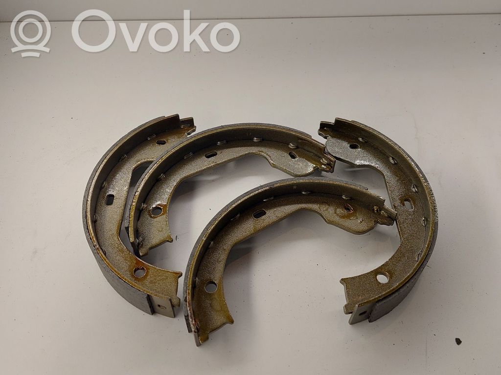 BMW 5 E60 E61 Rokas bremzes kluči 