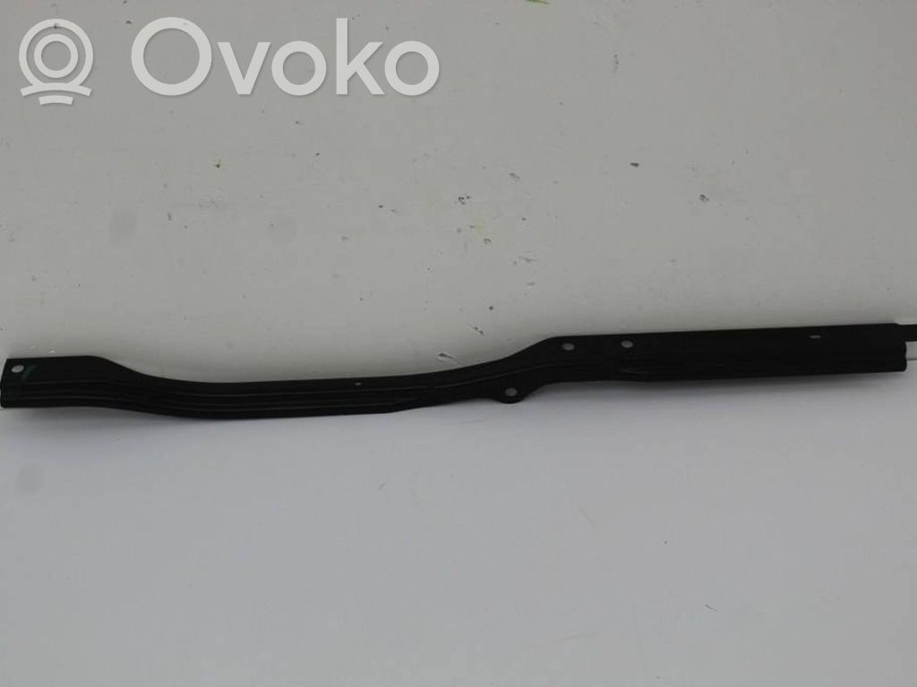 Mazda CX-3 Radiatorių panelė 