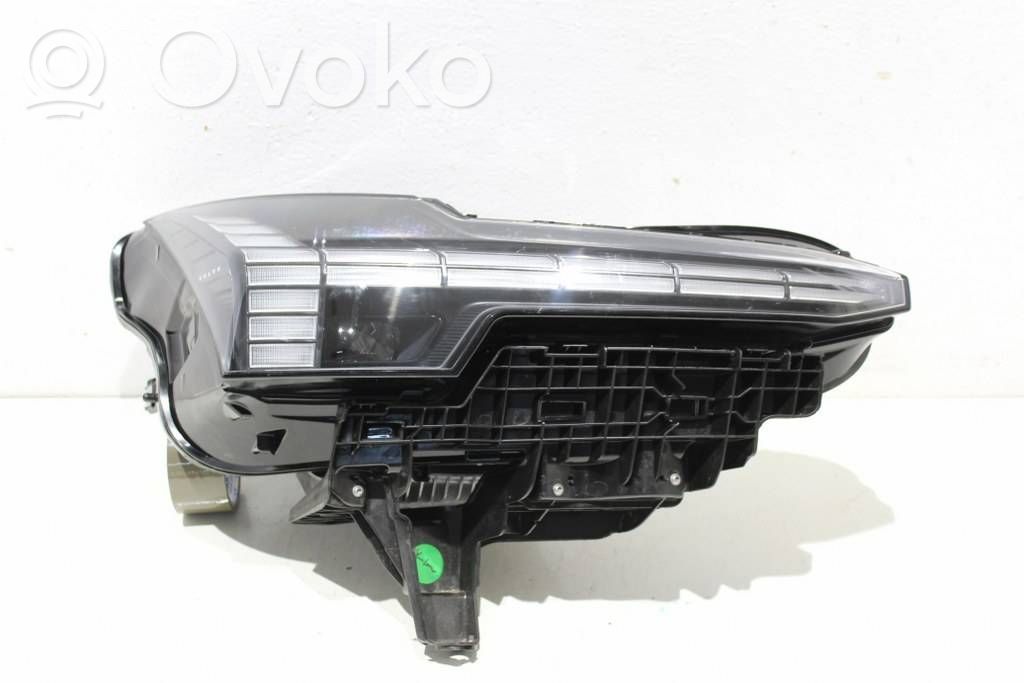 Volvo EX30 Far 