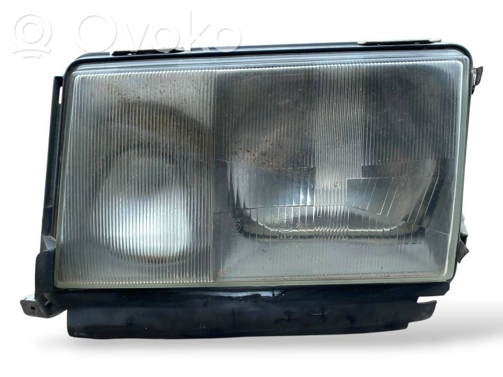 Mercedes-Benz E W124 Lampa przednia 