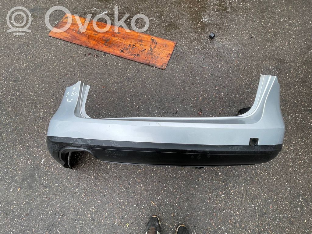 Audi A4 S4 B5 8D Zderzak tylny 