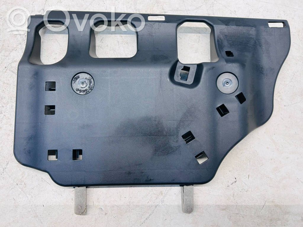 Toyota Corolla Cross Element deski rozdzielczej / dół 