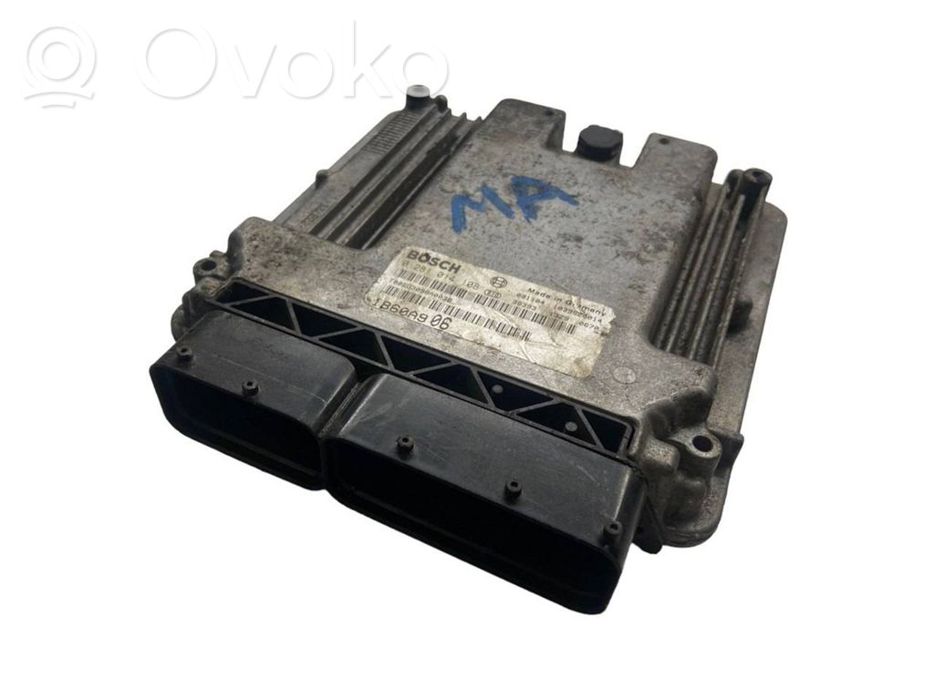 Mitsubishi Outlander Variklio valdymo blokas 