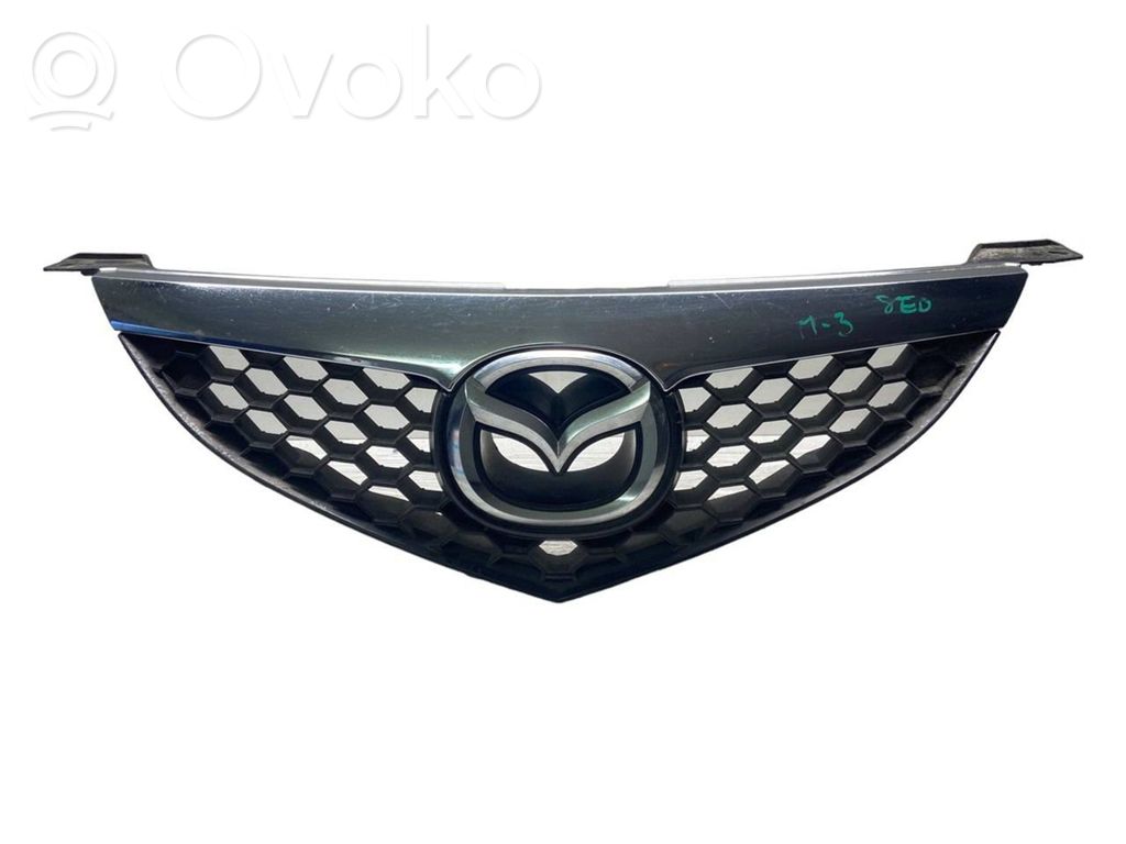 Mazda 3 I Etusäleikkö 