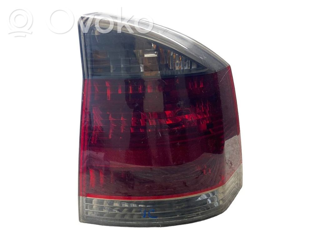 Rear/tail lights   E95303