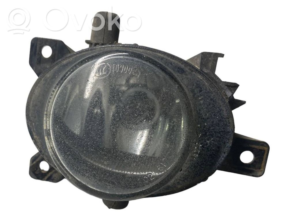 Saab 9-5 Miglas lukturis priekšā 