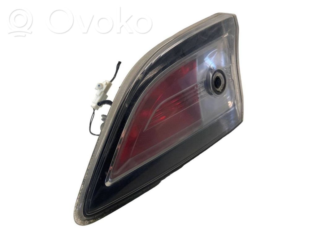 Tailgate rear/tail lights   513F0,BBN7,K2442