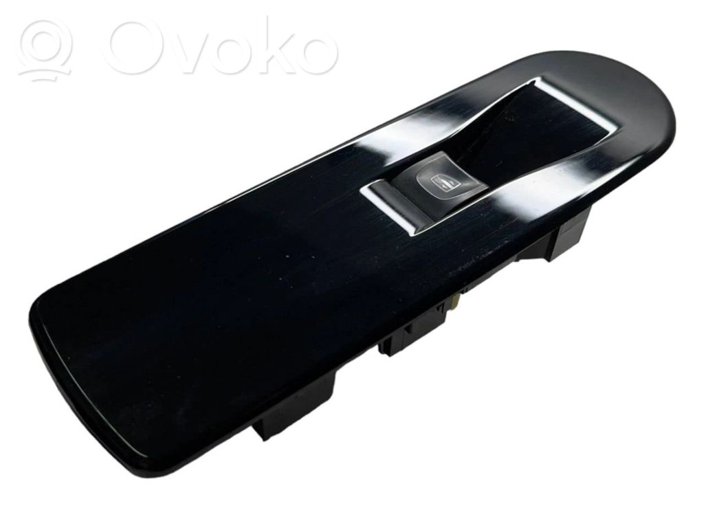 Renault Clio IV Electric window control switch 