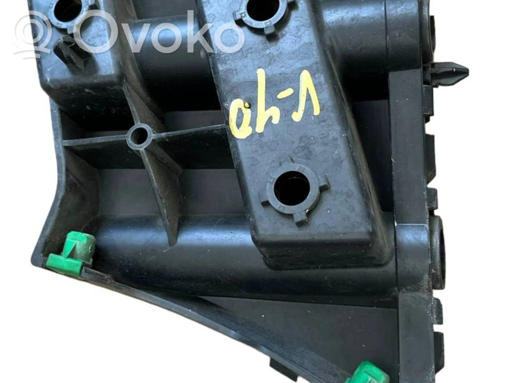 Front bumper mounting bracket   31395102