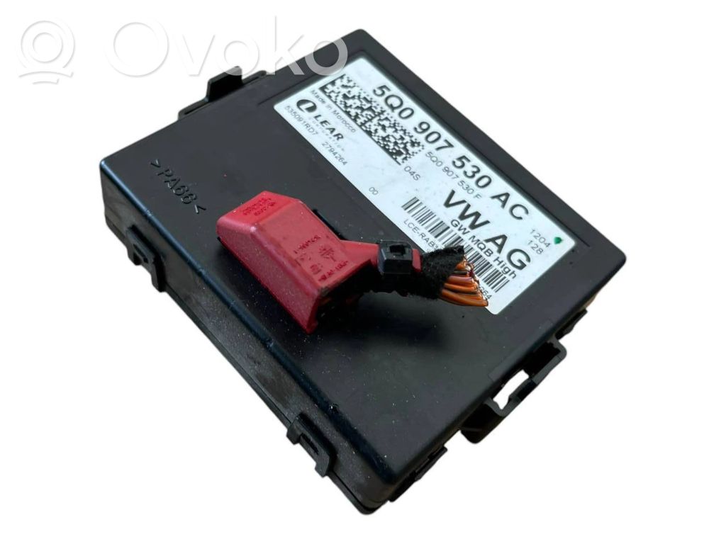 Volkswagen Golf VII Gateway control module 