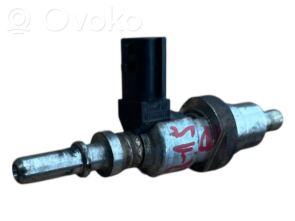 Renault Megane III Fuel injector 
