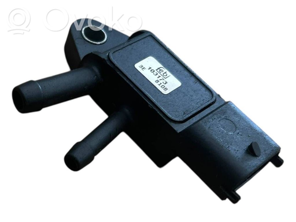 Opel Zafira A Windscreen/windshield washer pump 