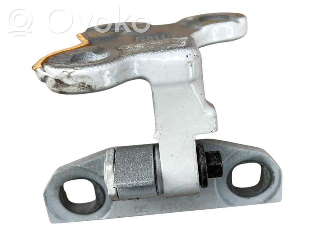 Volvo V60 Front door upper hinge 