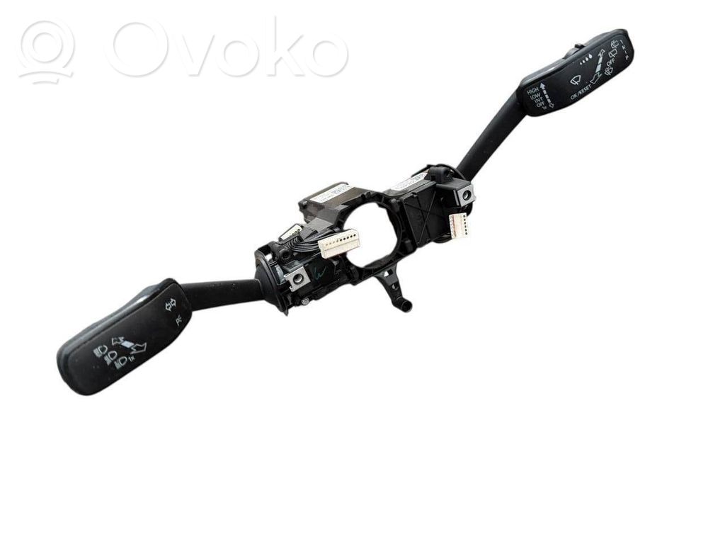 Skoda Octavia Mk3 (5E) Commodo, commande essuie-glace/phare 