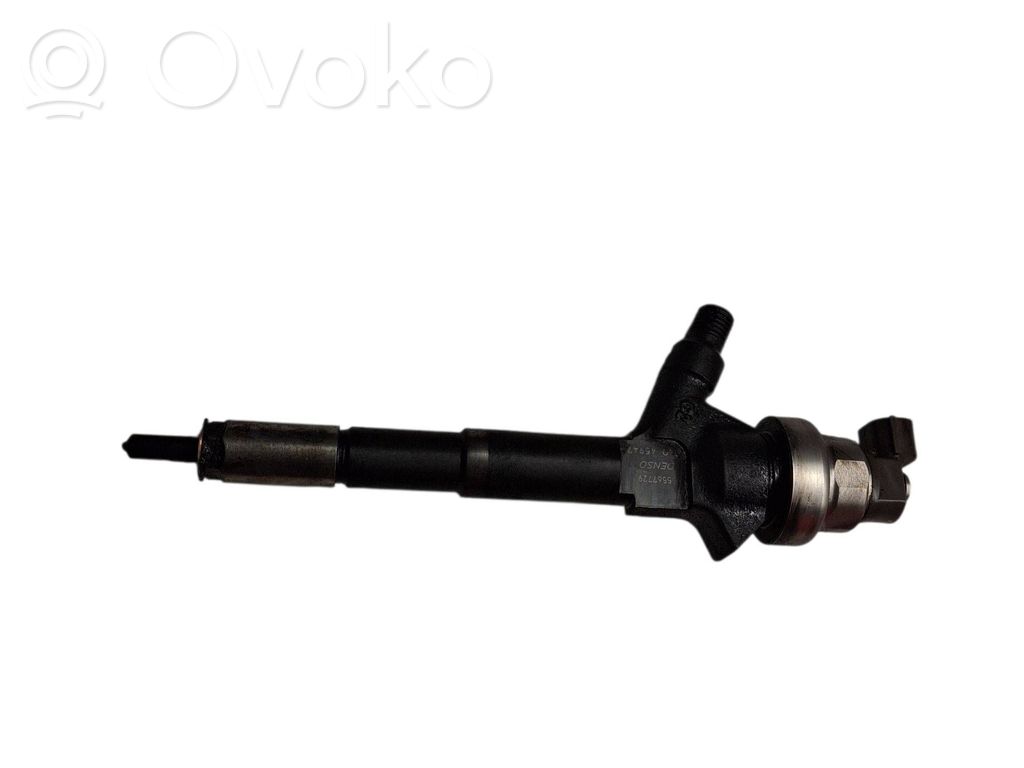 Opel Astra J Fuel injector 