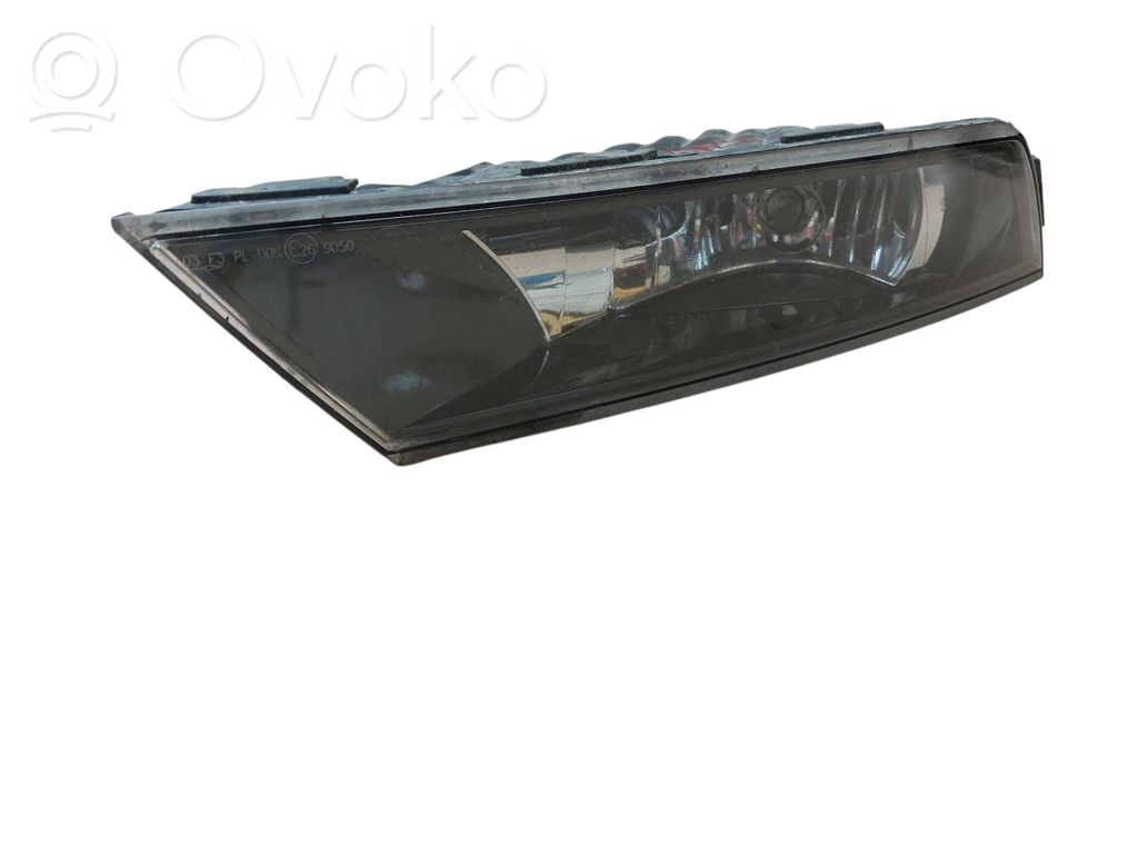 Skoda Superb B8 (3V) Luz de niebla delantera 
