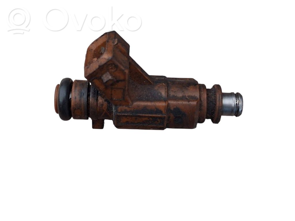 Saab 9-5 Fuel injector 