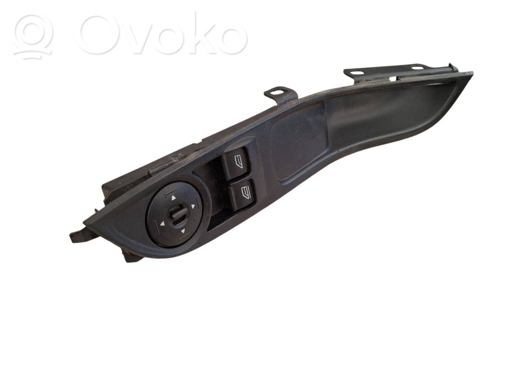 Ford Focus Electric window control switch 