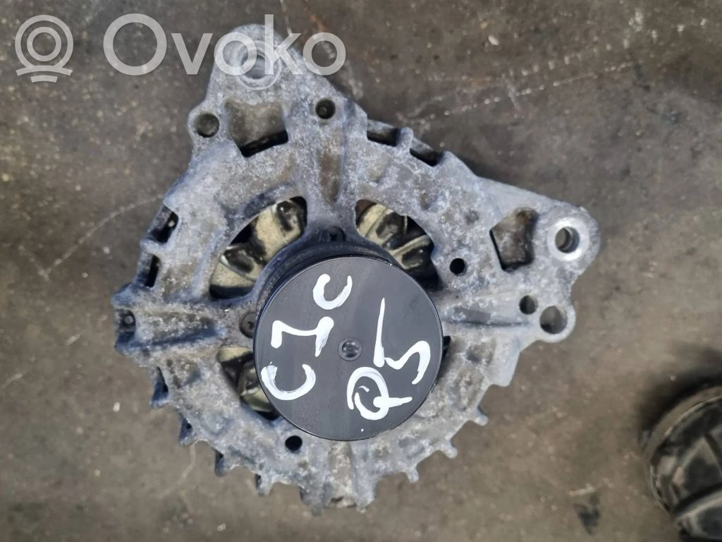 Audi A4 S4 B8 8K Generatore/alternatore 