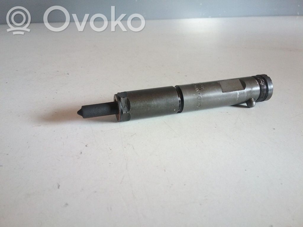 Inyector de combustible   90573867,0432193686