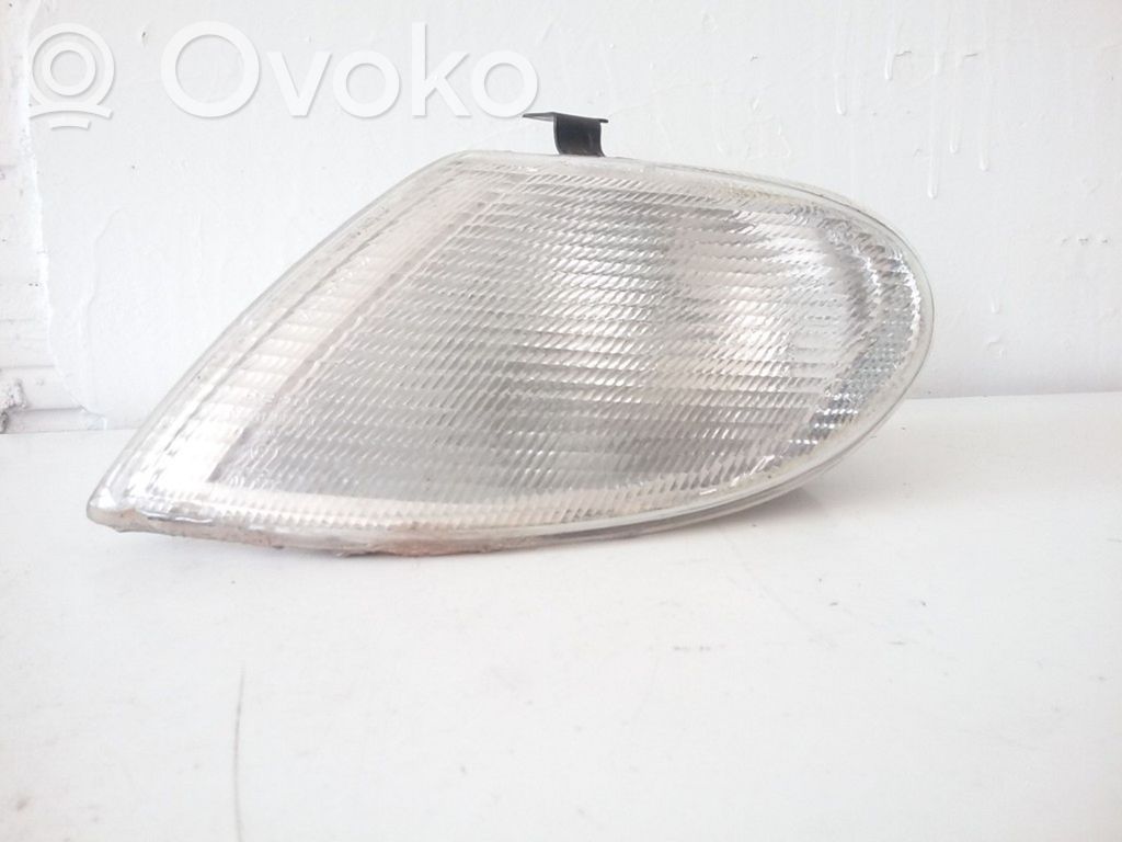 Ford Galaxy Front indicator light 