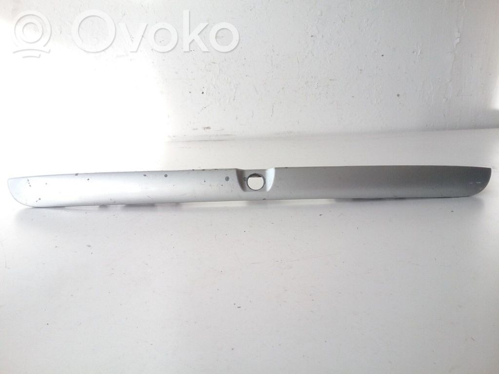 Tailgate trim   8D9827574,242005,DIN1743