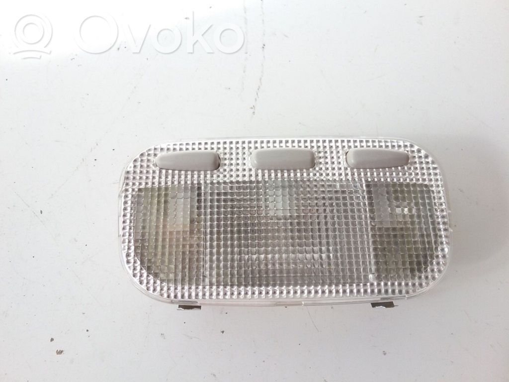 Luz del asiento delantero